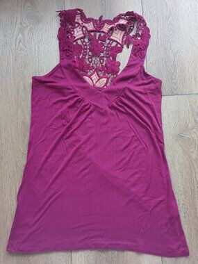 Urban Behavior Lace Back Tank Top Magenta Sleeveless Crochet Back Size Large